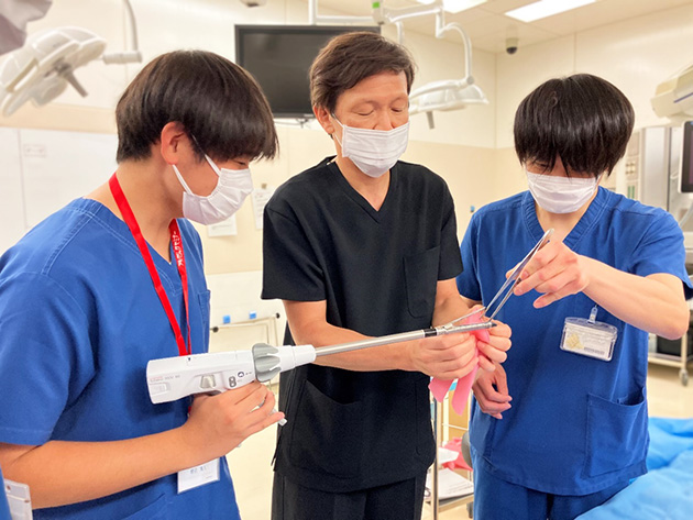 自動縫合機